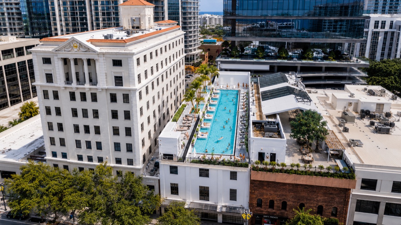 Downtown Dining Is Becoming a Condo-Buyer Signal
